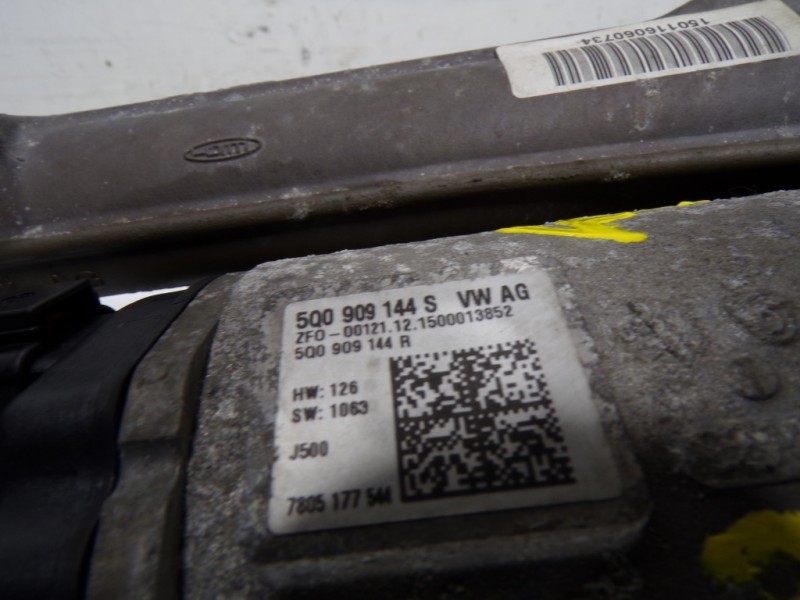 Recambio de cremallera direccion para volkswagen golf vii variant 2.0 tdi referencia OEM IAM 5Q1423055M 5Q0909144S 