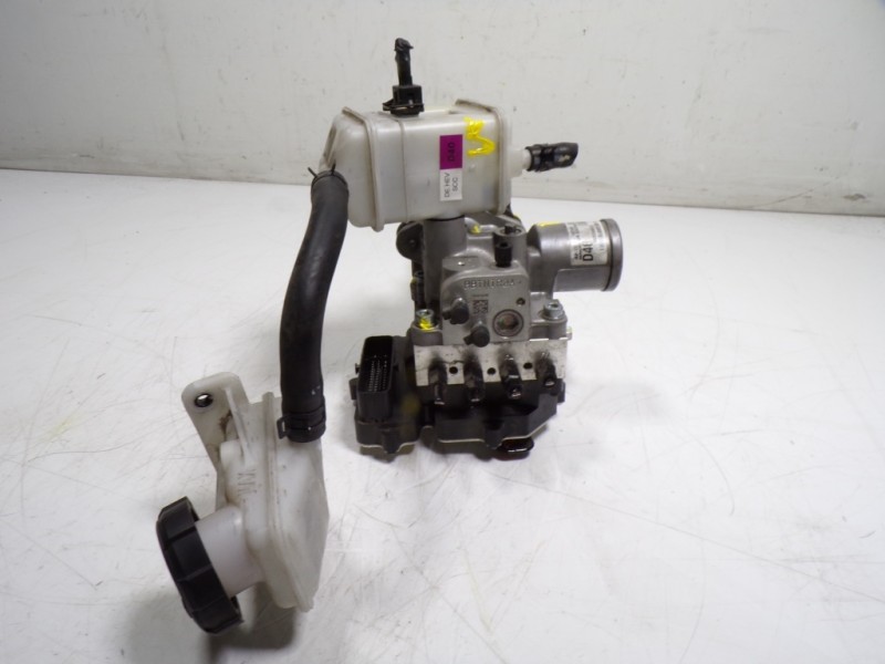 Recambio de servofreno para kia niro drive plug-in hybrid referencia OEM IAM 58500G5400 BH60164D01 