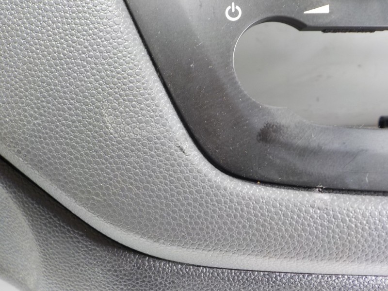 Recambio de salpicadero para hyundai i20 1.2 16v cat referencia OEM IAM   84530C7000