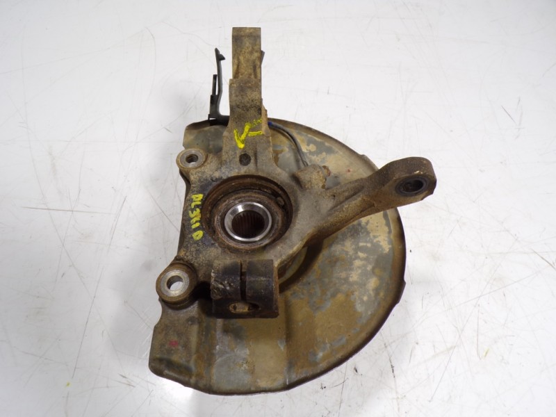 Recambio de mangueta delantera derecha para mitsubishi asx (ga0w) 1.6 cat referencia OEM IAM 3870A008  3880A018