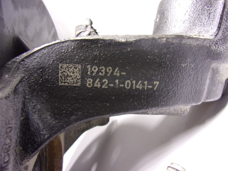 Recambio de mangueta delantera derecha para ford kuga (cbs) 1.5 ecoboost cat referencia OEM IAM 1781982  2174623