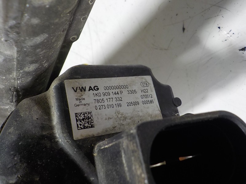 Recambio de cremallera direccion para seat leon (1p1) 1.6 tdi referencia OEM IAM  1K1423051ER 