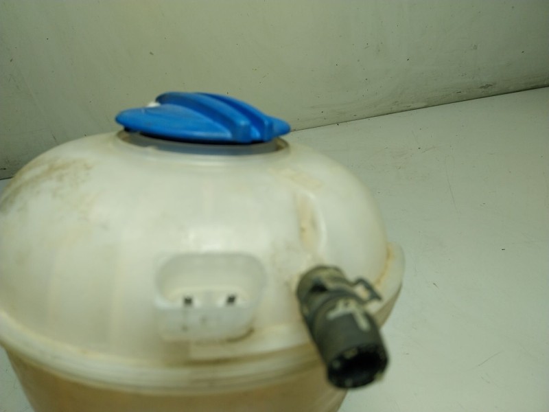 Recambio de deposito expansion para volkswagen t6 transporter 2.0 tdi referencia OEM IAM   