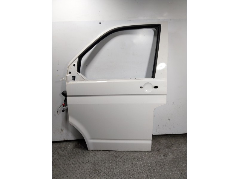 Recambio de puerta delantera izquierda para volkswagen t6 transporter 2.0 tdi referencia OEM IAM   
