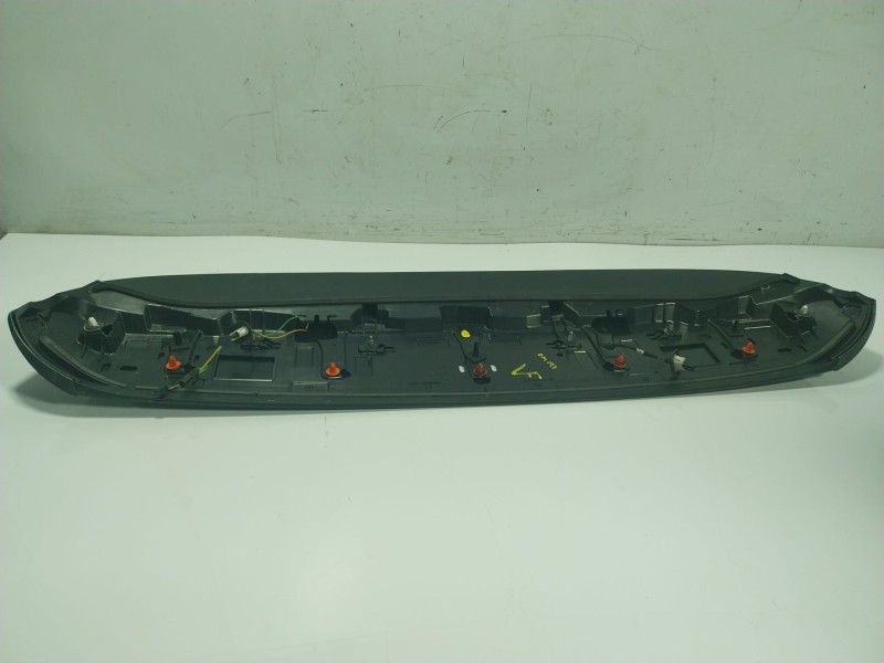 Recambio de aleron trasero para audi a3 sportback (8ya) 2.0 16v tdi referencia OEM IAM   