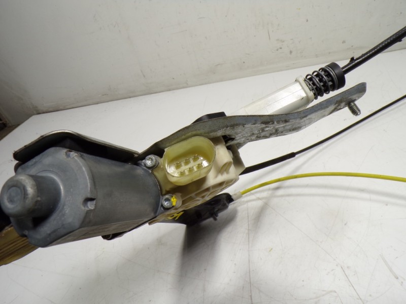 Recambio de elevalunas delantero izquierdo para bmw serie m6 coupe (e63) basis referencia OEM IAM  718434703 