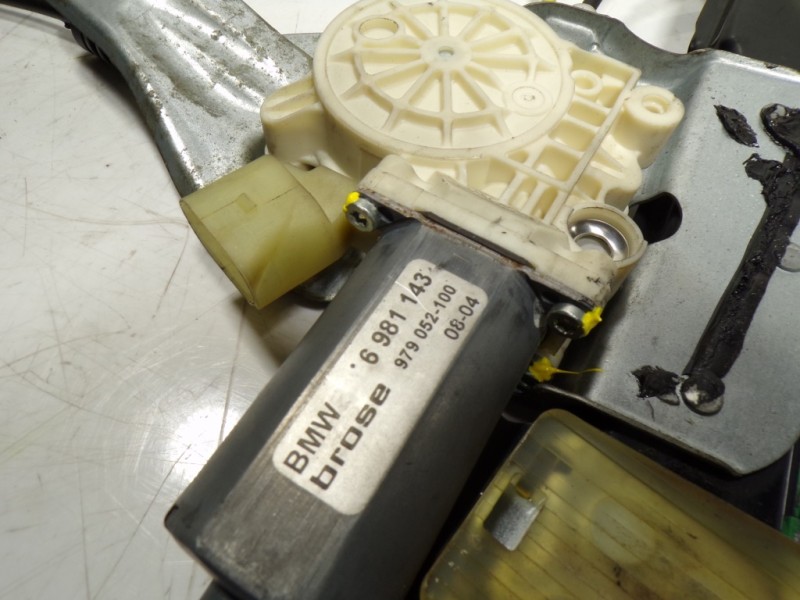 Recambio de elevalunas delantero izquierdo para bmw serie m6 coupe (e63) basis referencia OEM IAM  718434703 