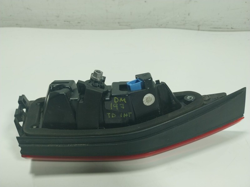 Recambio de piloto trasero derecho interior para audi a3 sportback (8ya) 2.0 16v tdi referencia OEM IAM   