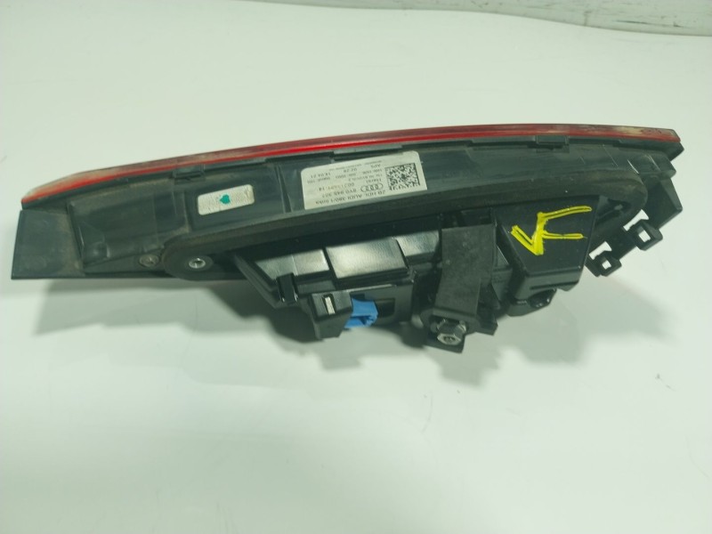Recambio de piloto trasero izquierdo interior para audi a3 sportback (8ya) 2.0 16v tdi referencia OEM IAM   