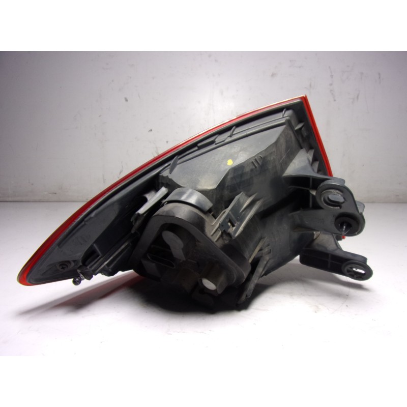 Recambio de piloto trasero derecho para bmw serie 3 lim. (f30) 2.0 16v diesel referencia OEM IAM  63217372704 