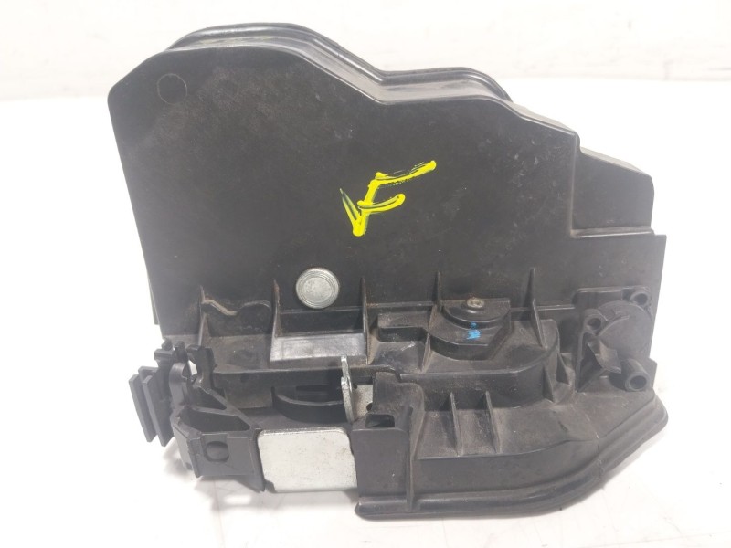Recambio de cerradura puerta trasera izquierda para bmw x3 (e83) xdrive 20d referencia OEM IAM  7229459 