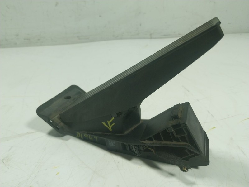 Recambio de potenciometro pedal para bmw x3 (e83) xdrive 20d referencia OEM IAM  35426789999 