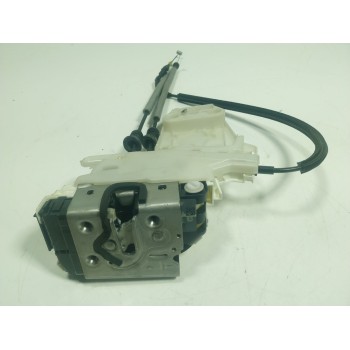 CERRADURA PUERTA TRASERA DERECHA 40136025 