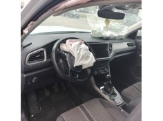 volkswagen t-roc del año 2021 2