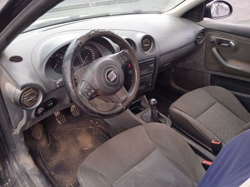 seat ibiza (6l1) del año 2006