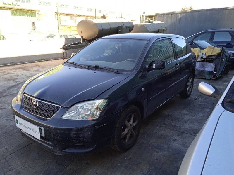 toyota corolla (e12) del año 2004