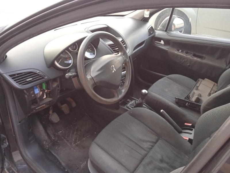 peugeot 207 del año 2007