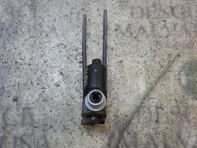 Recambio de bomba limpia para ford fiesta (ccn) trend referencia OEM IAM   