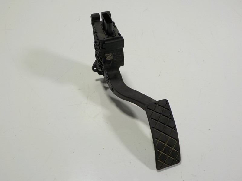 Recambio de potenciometro pedal para seat ibiza (kj1) 1.0 referencia OEM IAM 2Q1723503 2Q1723503 