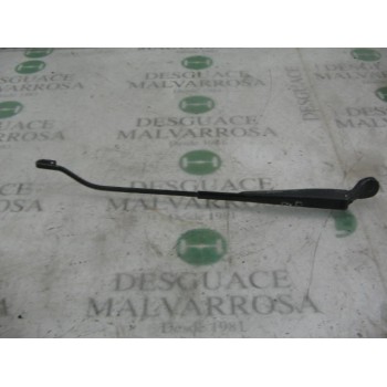 BRAZO LIMPIA DELANTERO DERECHO 