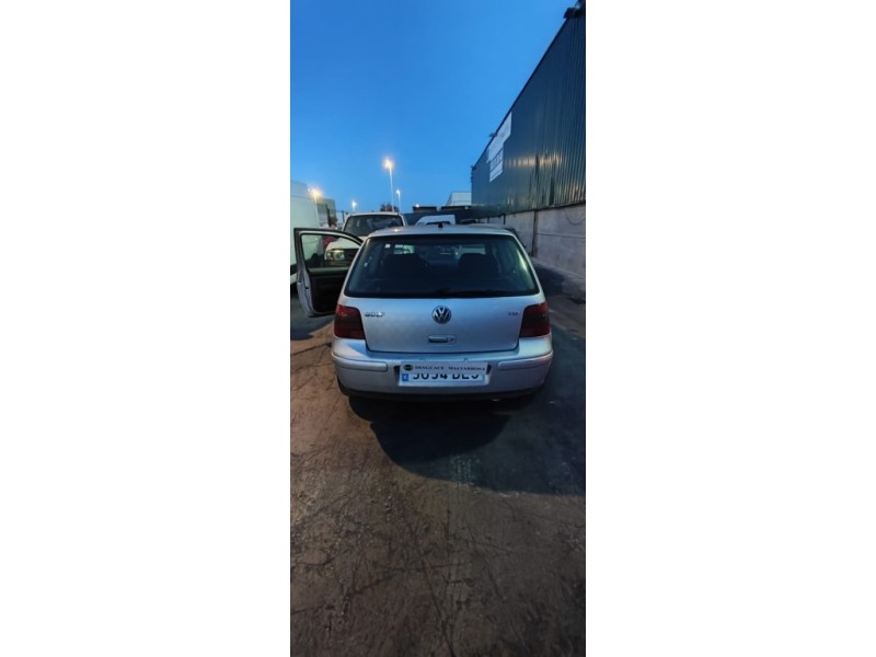 volkswagen golf iv berlina (1j1) del año 2001