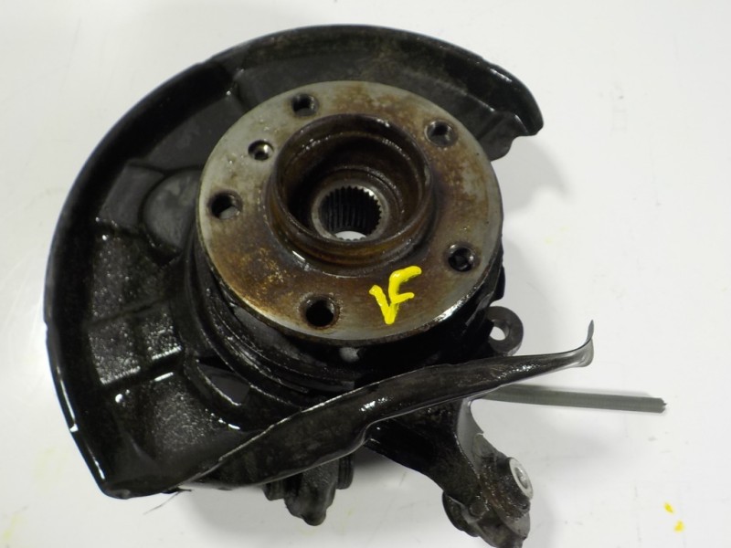 Recambio de mangueta trasera derecha para bmw serie 1 lim. (f20) 2.0 turbodiesel referencia OEM IAM   