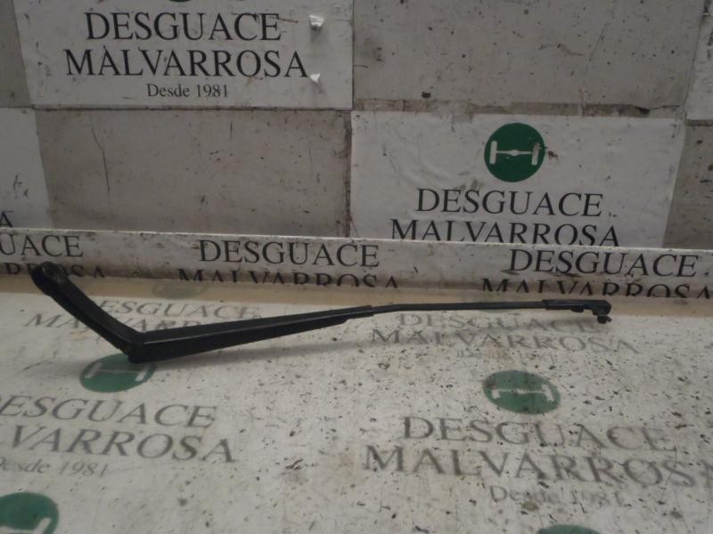 Recambio de brazo limpia delantero derecho para volkswagen touran (1t1) highline referencia OEM IAM 1T0955410A03C  