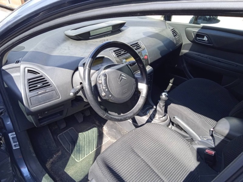 citroën c4 berlina del año 2005