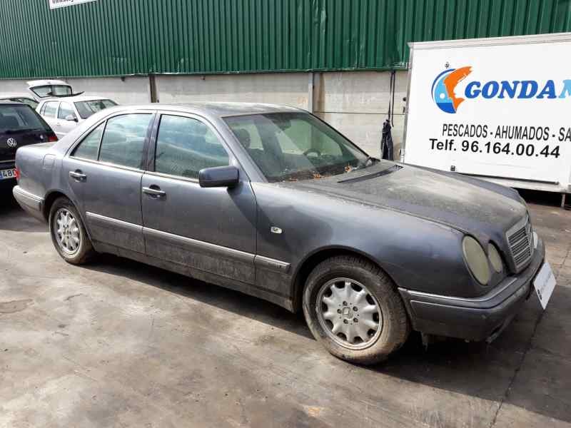 mercedes-benz clase e (w210) berlina diesel del año 2003