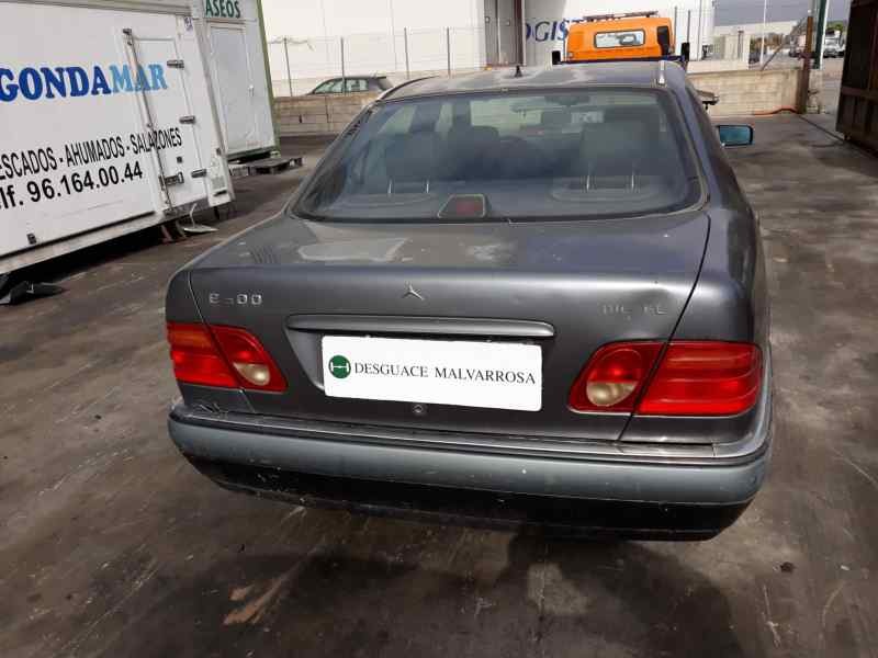 mercedes-benz clase e (w210) berlina diesel del año 2003