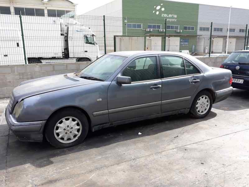 mercedes-benz clase e (w210) berlina diesel del año 2003