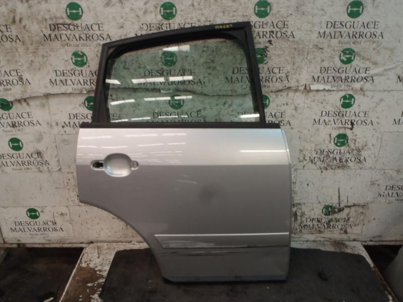 Recambio de puerta trasera derecha para audi a2 (8z) 1.4 referencia OEM IAM 8Z0833052  