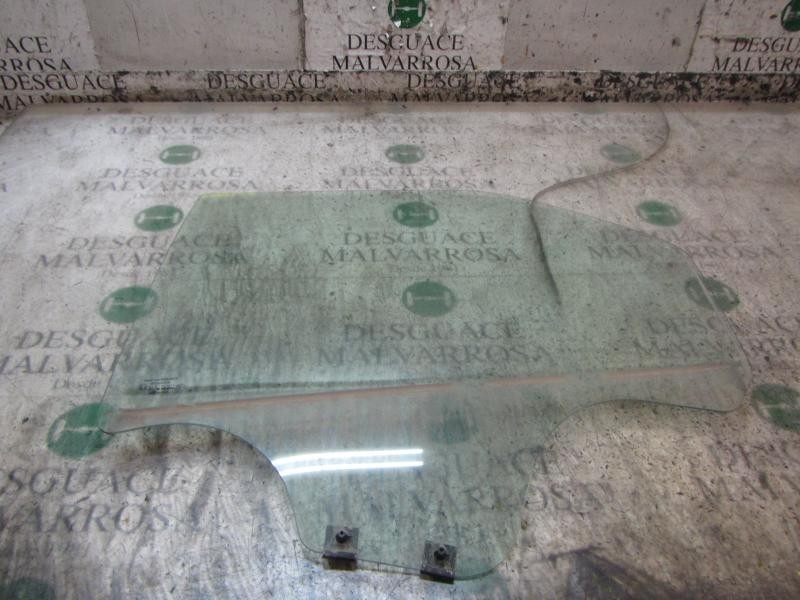 Recambio de cristal puerta trasero izquierdo para dacia logan ambiance referencia OEM IAM 6001546706  