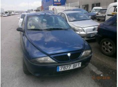 lancia lancia y del año 2001