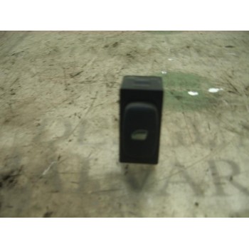 MANDO ELEVALUNAS TRASERO DERECHO 