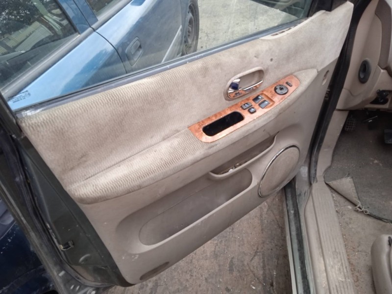 kia carnival ii del año 2004