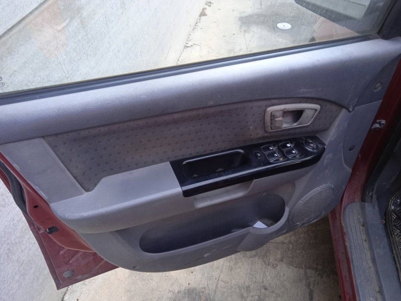 kia carens del año 2003