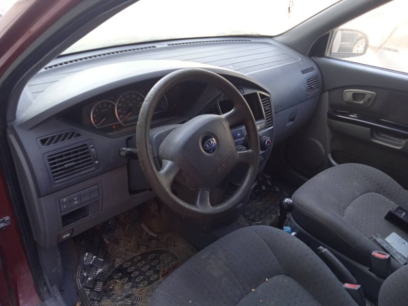 kia carens del año 2003