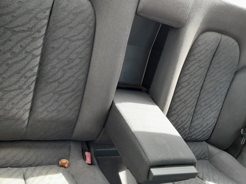 mercedes-benz clase clk (w208) coupe del año 2000