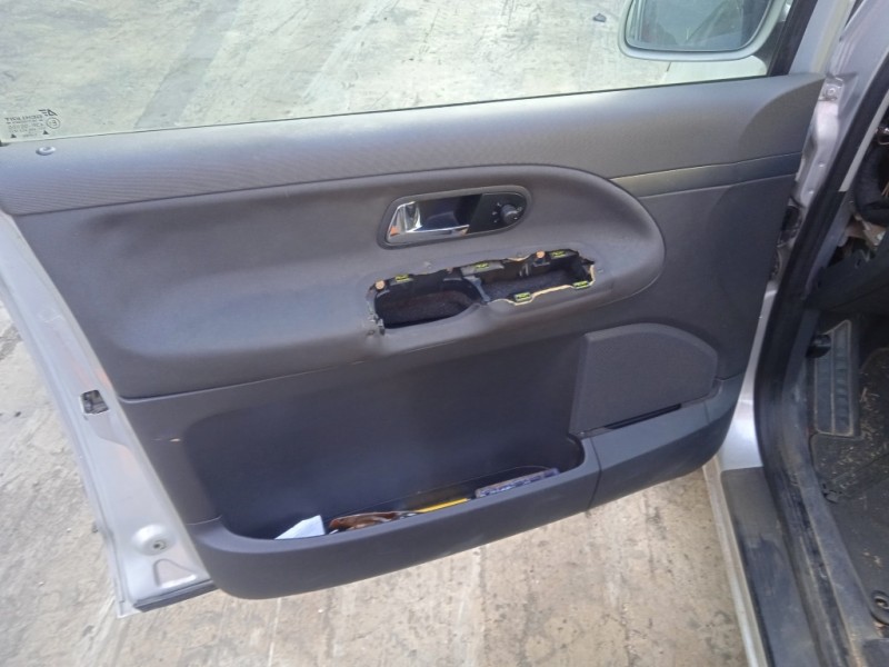 seat alhambra (7v9) del año 2005