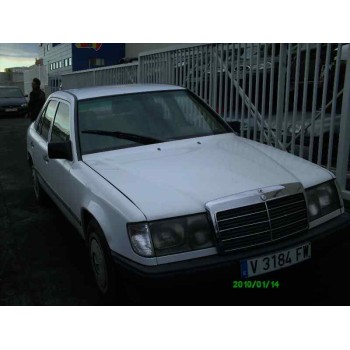 MERCEDES-BENZ CLASE E (W124) BERLINA