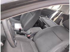 volkswagen golf v berlina (1k1) del año 2007 2