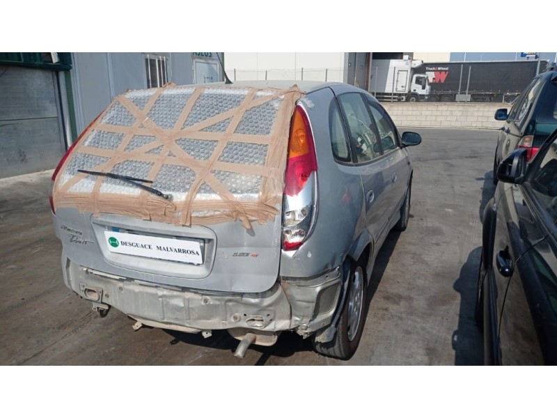 nissan almera tino (v10m) del año 2003