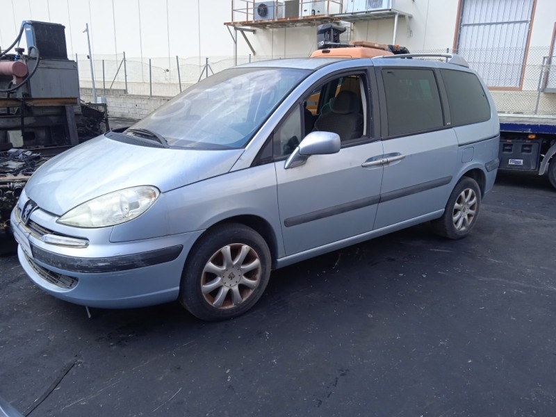 peugeot 807 del año 2005