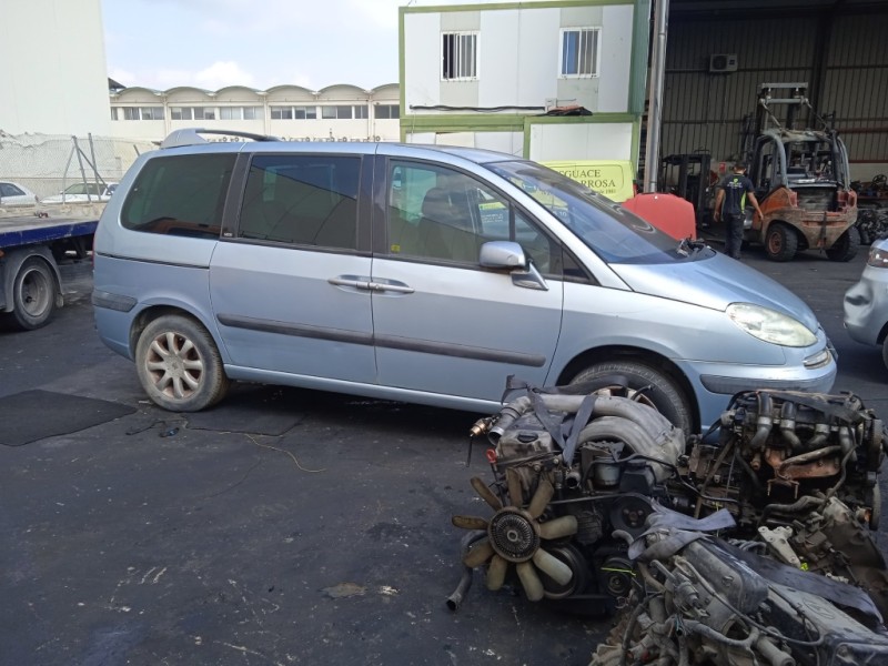 peugeot 807 del año 2005