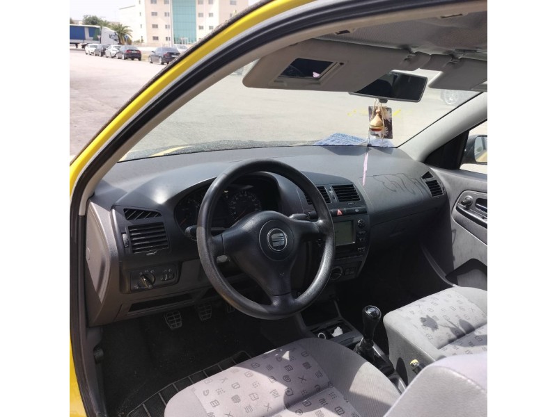 seat ibiza (6k1) del año 2000