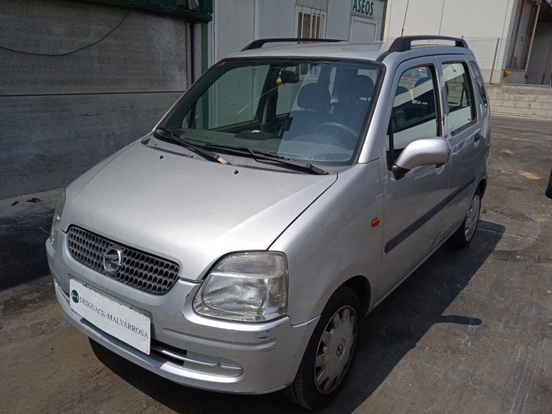 opel agila del año 2000