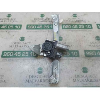 ELEVALUNAS TRASERO DERECHO 