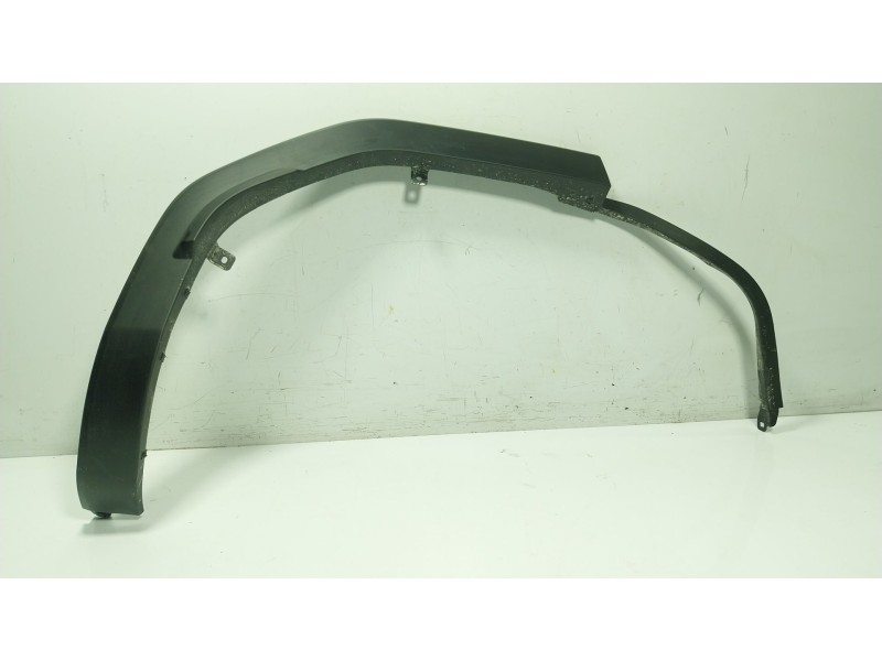 Recambio de aletin trasero derecho para toyota land cruiser (gdj250l) 2.8 d mhev referencia OEM IAM 7560560170  