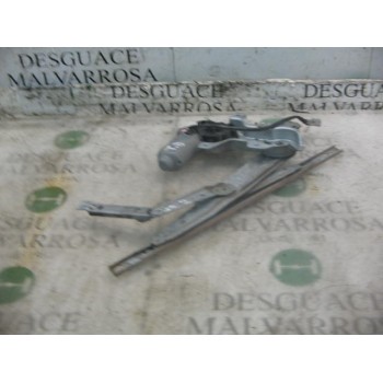 ELEVALUNAS TRASERO DERECHO 